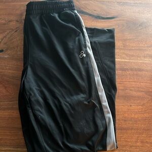 Men’s joggers